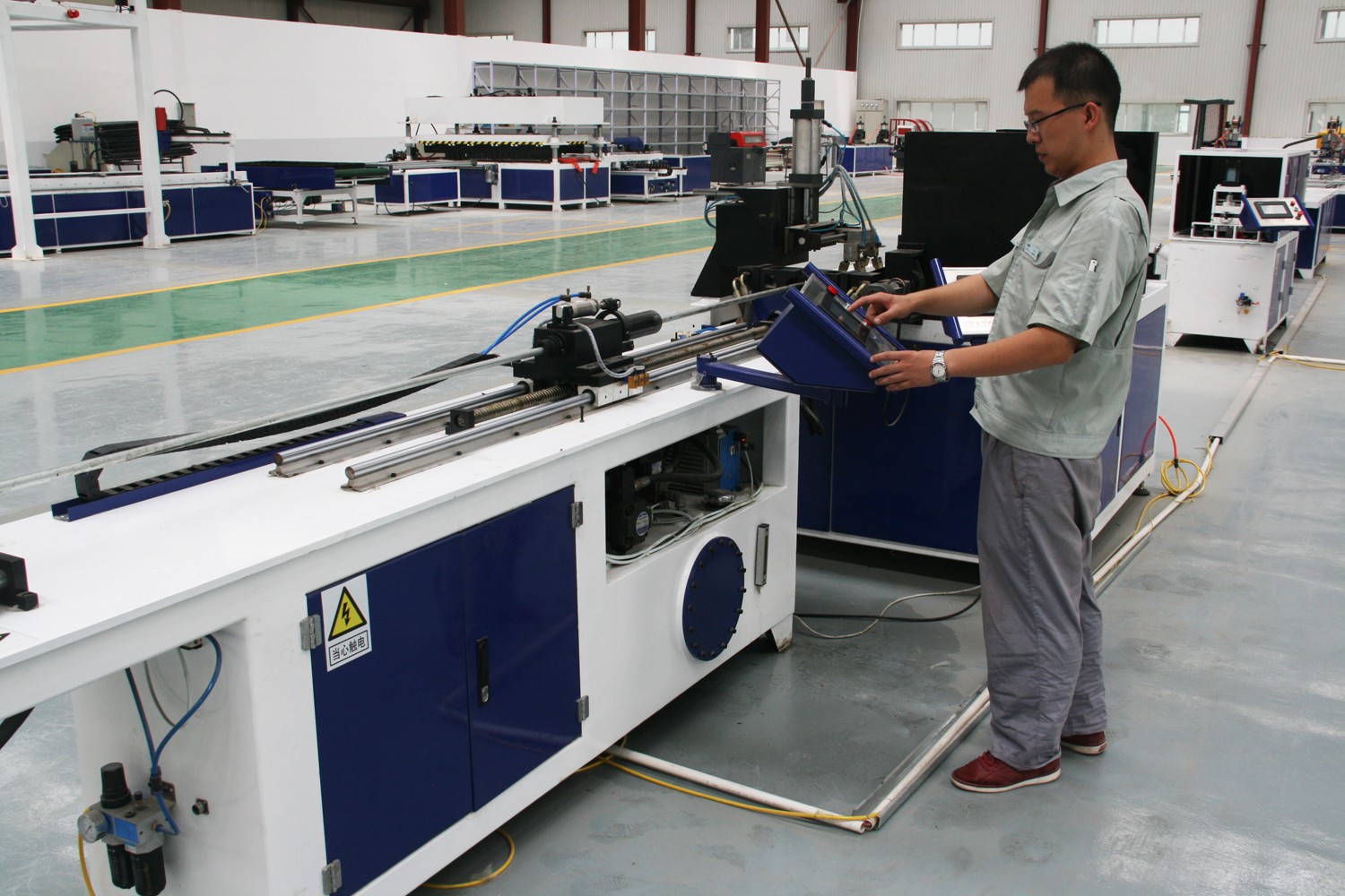 1544080536414990.jpg 1544080536414990.jpg